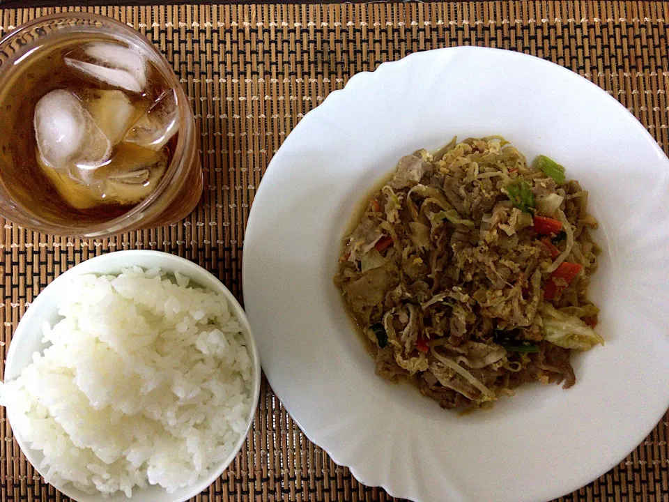 豚肉もやし炒めご飯|ばーさんさん