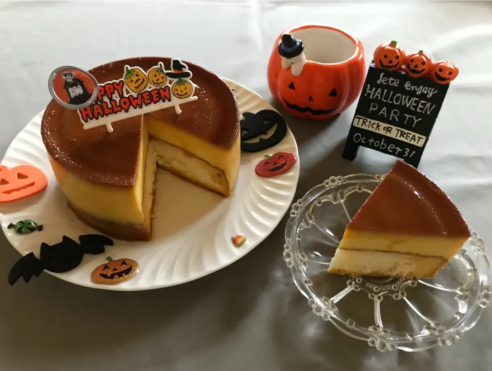 Snapdishの料理写真:ハロウィン目前🎃👻😈
またまたかぼちゃのプリンケーキ🍮を作りました😋|Ｌilicaさん