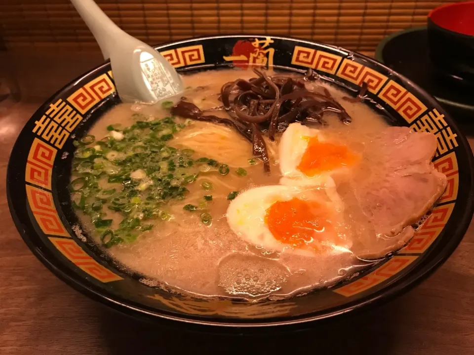 一蘭🍜  定期的に欲しくなる😊|女神さん