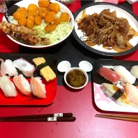 Snapdishの料理写真:いかふらい
ぼんじり
やきにく
にぎりすし|ミッキーまうすさん