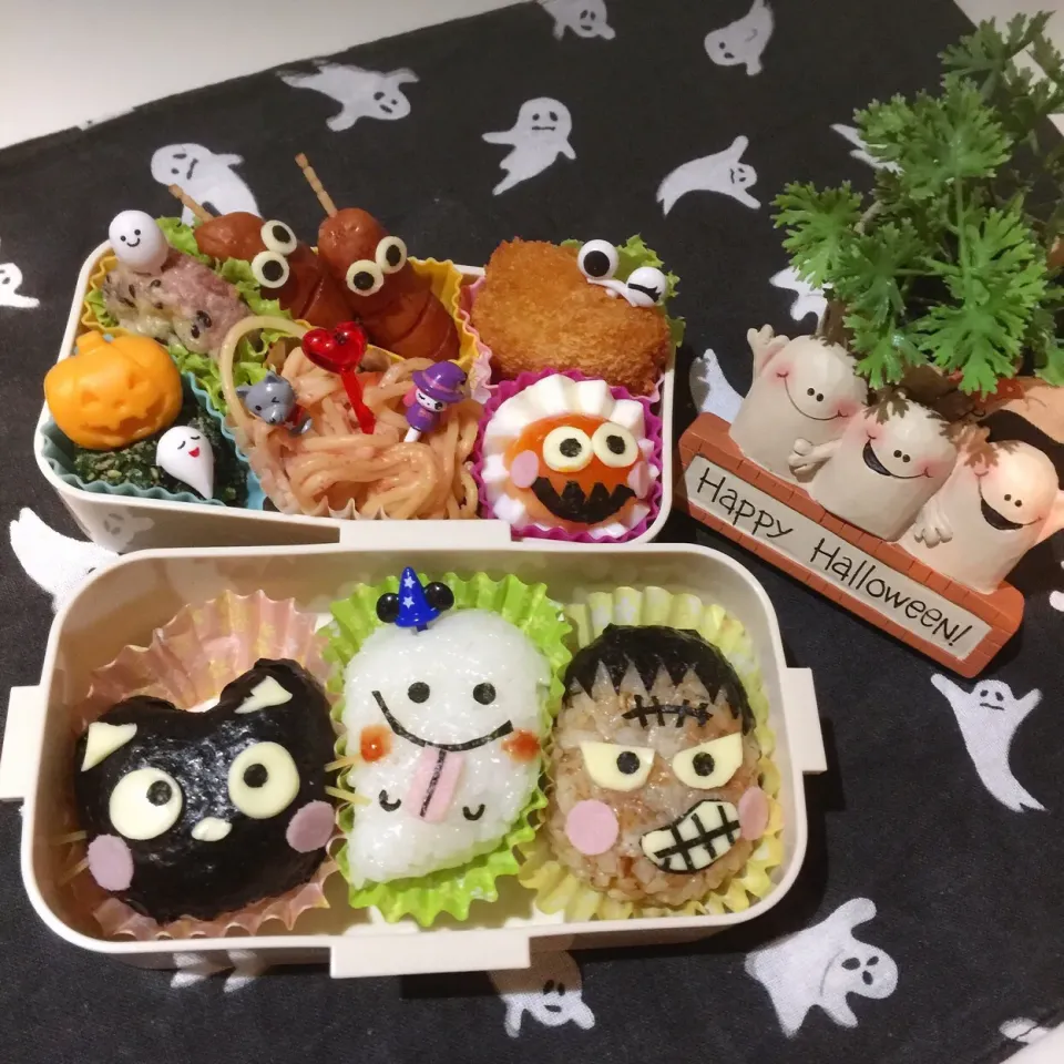 Snapdishの料理写真:10/30❤︎娘のハロウィン🎃おにぎりお弁当❤︎ #お弁当 #お昼ごはん #娘弁当 #ランチ #おにぎり #ハロウィン #フランケンシュタイン #黒ねこ#おばけ|Makinsさん