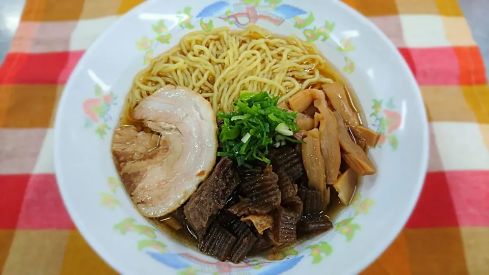 Snapdishの料理写真:長田ぼっかけラーメン|よっしー(=^ェ^=)さん