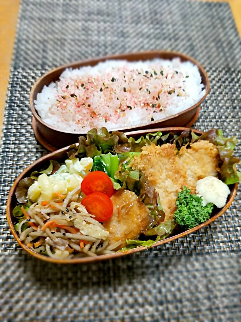 今日の息子弁当🍱😋😋😋豚カツ🐷🐷|クッキングオヤジさん