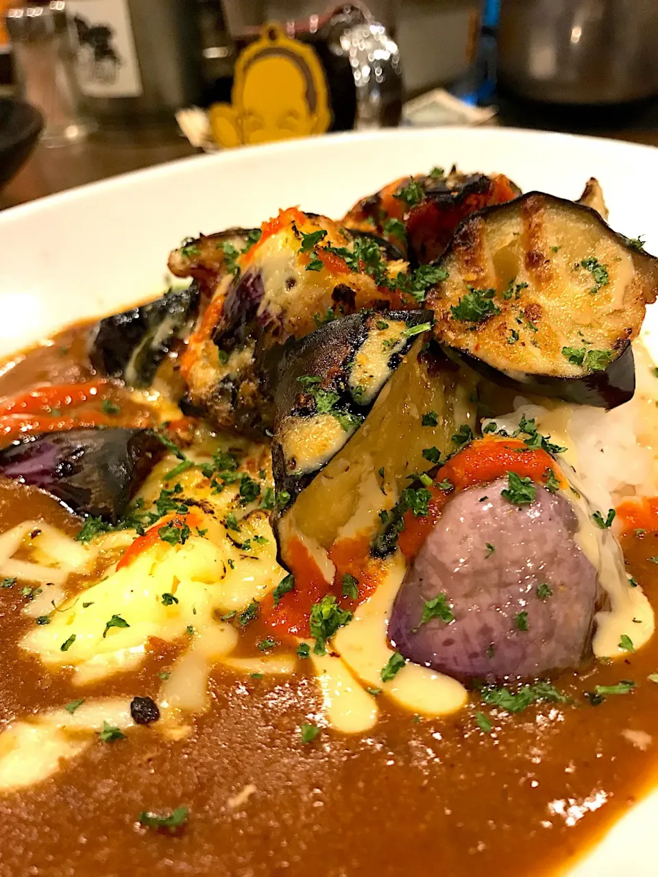 Two Sam's Upの週替わり！今週は『茄子の焼きグラタンカレー』|大阪カレー部長さん