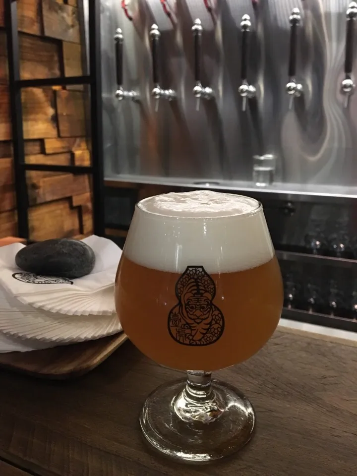 Snapdishの料理写真:臺虎 小麥 Taihu Weissbier|PegaOさん