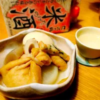 Snapdishの料理写真:沢の鶴「米だけの酒」記事より”むぎこ”さんの投稿「日本酒とおでんでほっこり」