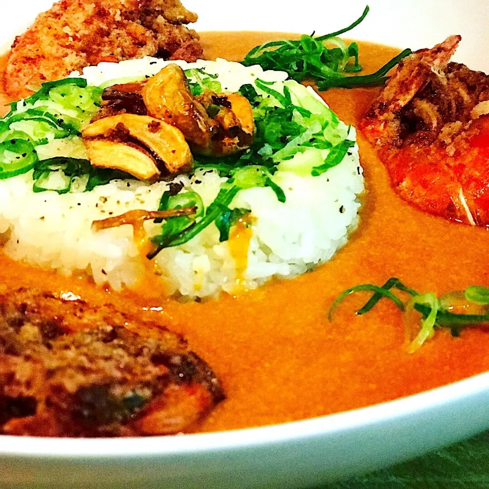 Fresh Made Seafood Bisque with Butter Rice, Cajun Prawns with fried Garlic #chefemanuel  #homecooking #ilovefood|Emanuel Hayashiさん