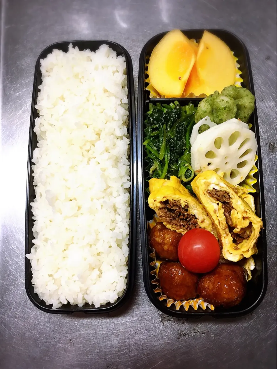 肉入り卵焼き弁当 #息子弁当  #高校生男子弁当|友美さん