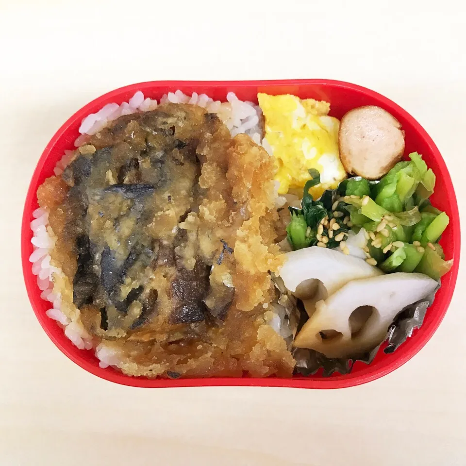 今日のお弁当🌞イワシ+れんこん+小松菜+卵+ソーセージ🌞|ほのみさん