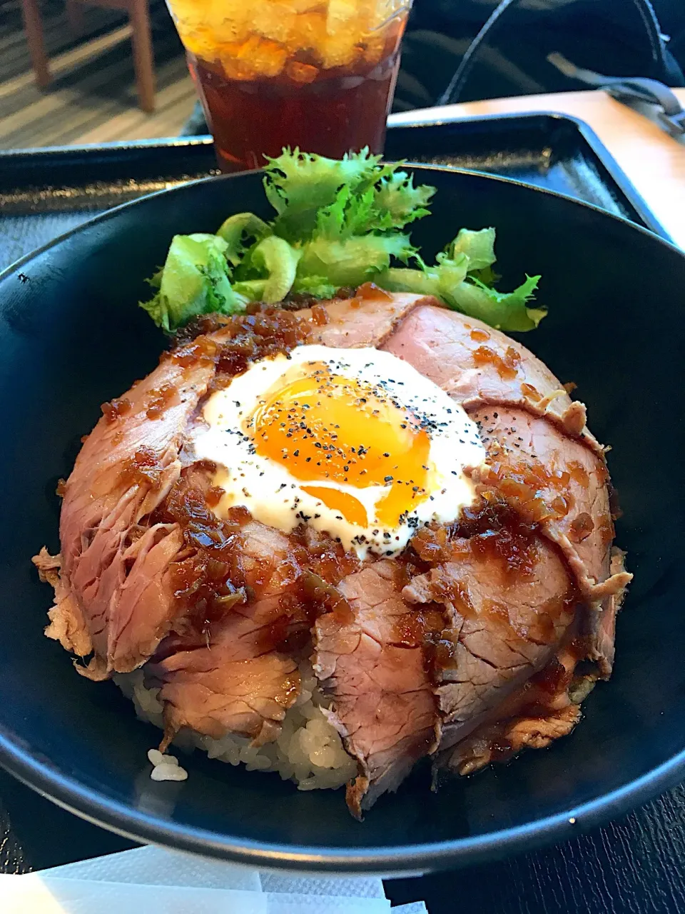 Snapdishの料理写真:ローストビーフ丼|れりさん