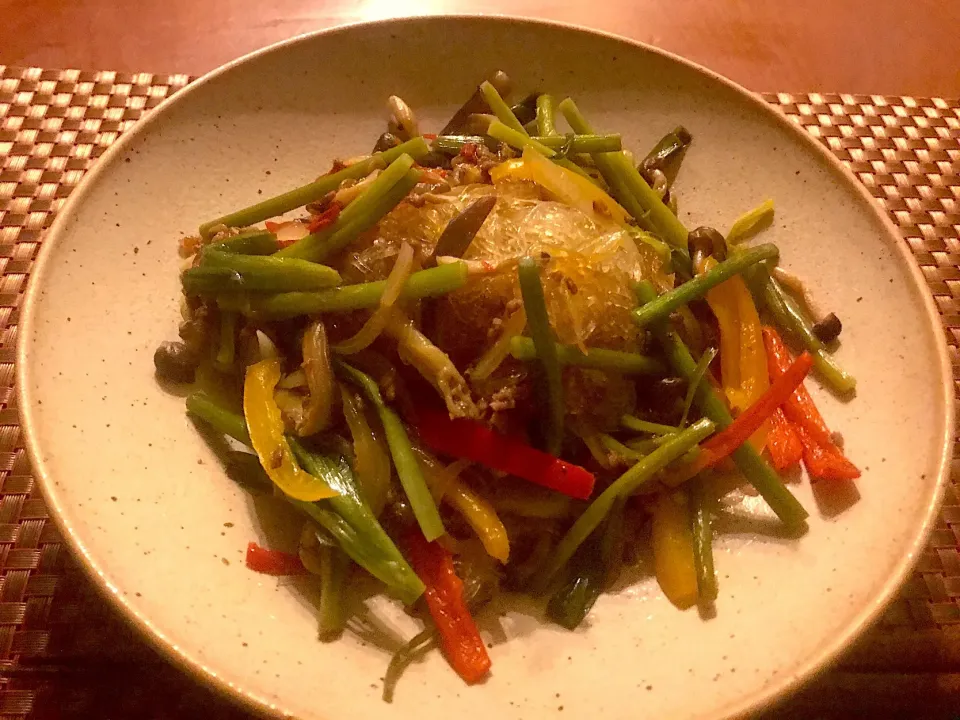 緑豆芽炒粉絲♨️Stir-fried glass noodles&vegetables<春雨の野菜炒め>|🌈Ami🍻さん