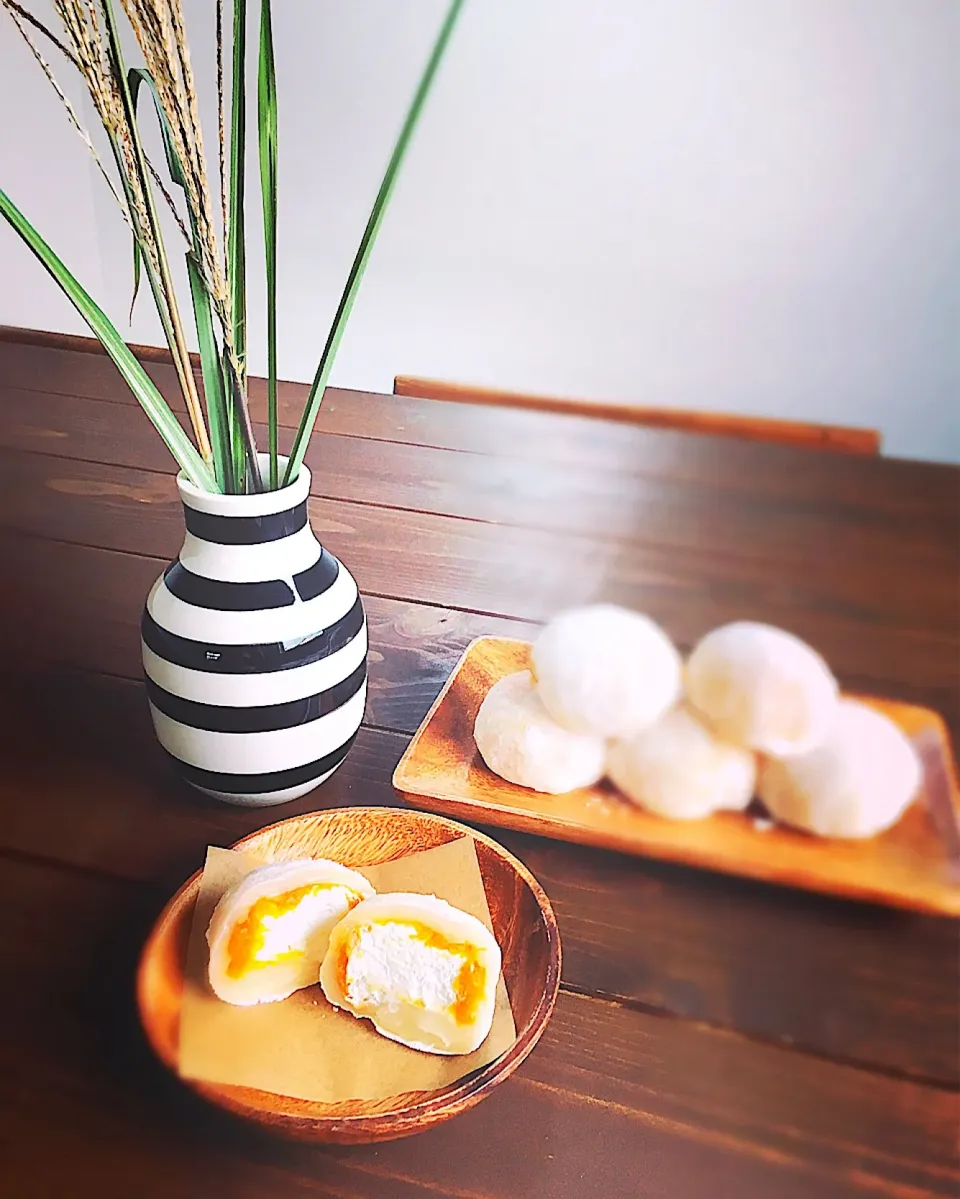 Snapdishの料理写真:かぼちゃクリーム大福🍡|SAORIさん