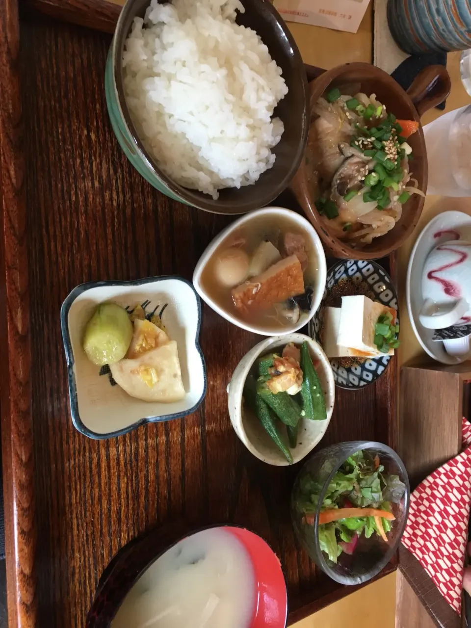 Snapdishの料理写真:北海道ならではの昼飯からの鮭ちゃんちゃん焼き定食|フージさん