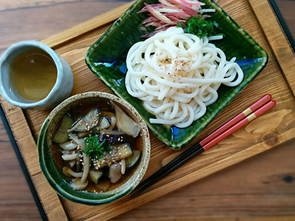 こずえ⑅◡̈*ちゃんのお料理*
～なすとしめじの
　つけ汁うどん♡我が家の定番～|ことり*さん