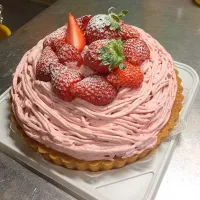 Snapdishの料理写真:苺のモンブランタルト🍓|りかさん