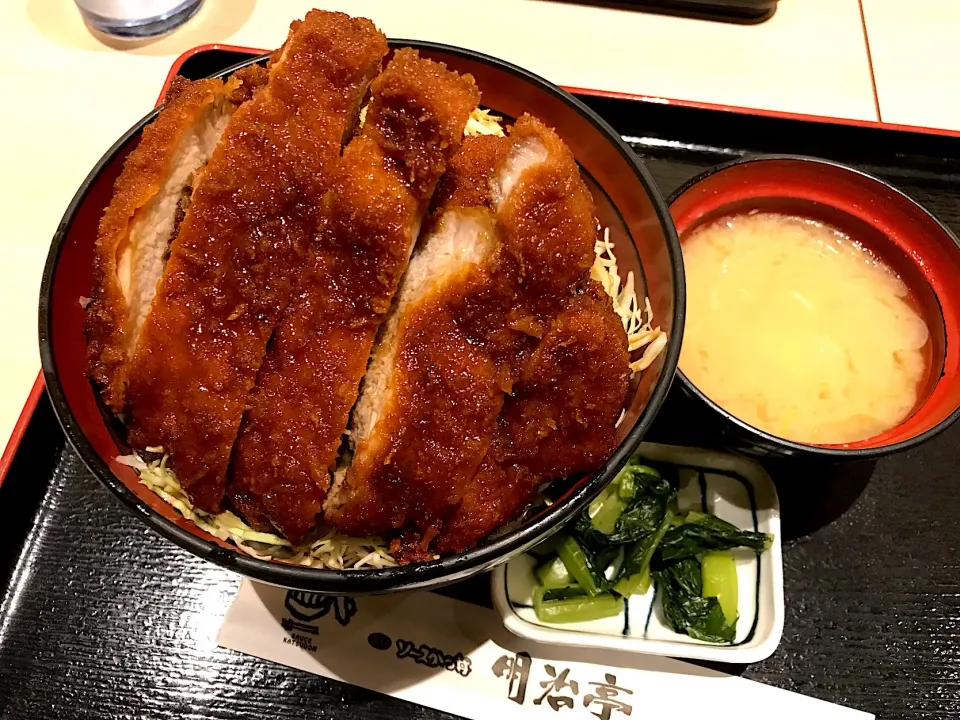 ソースかつ丼|マハロ菊池さん