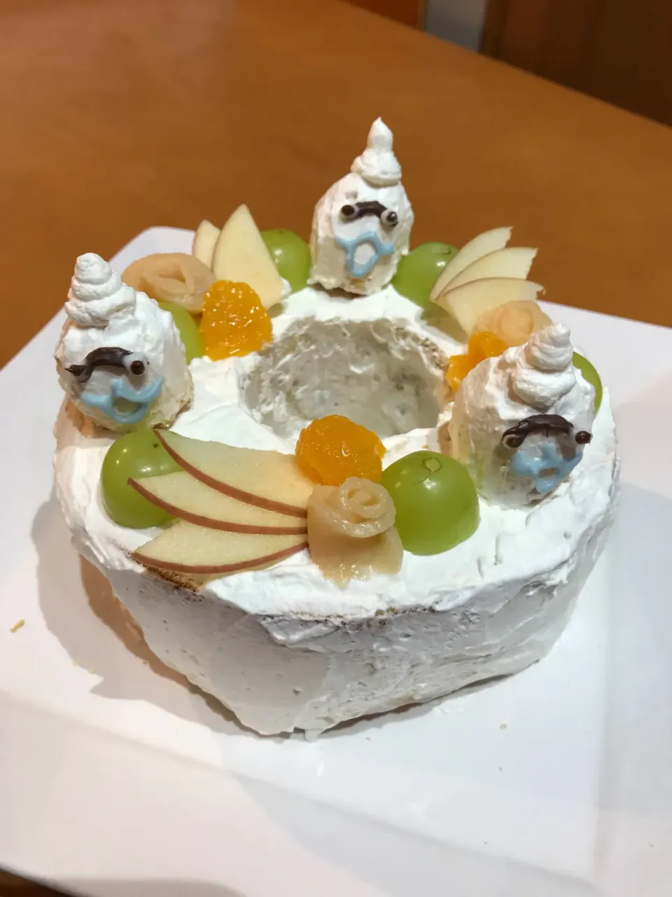 ウィスパーのケーキ|いじゅさん