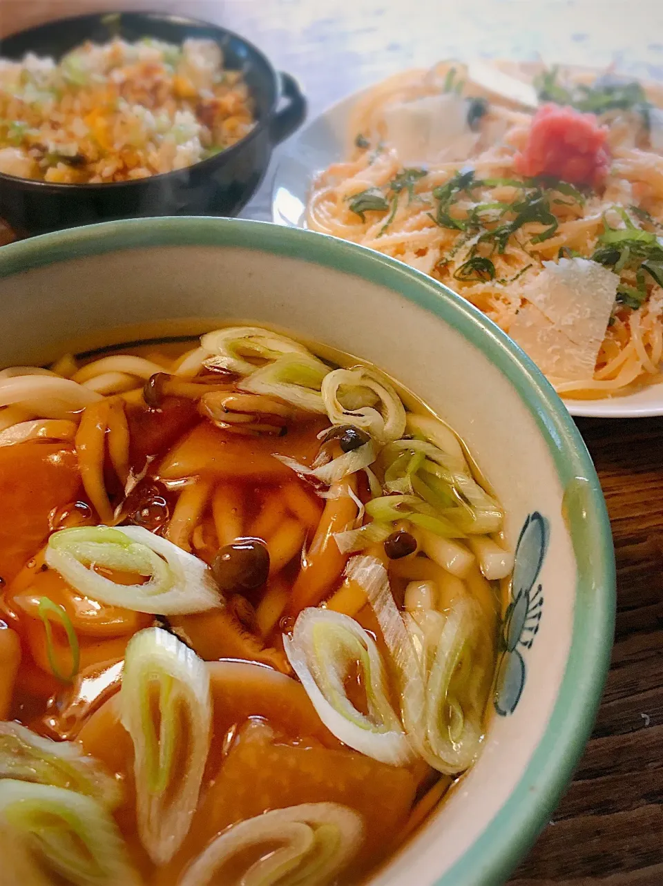 休日のお昼御飯
・蕪とキノコの餡掛けうどん
・タラコパスタパルメジャーノがけ
・玉子チャーハン|akiさん