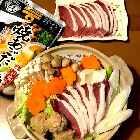 「〆まで美味しい 焼あごだし鍋つゆ」を使ってみたSnapdishの料理・レシピ写真:焼きあごだしの鴨鍋