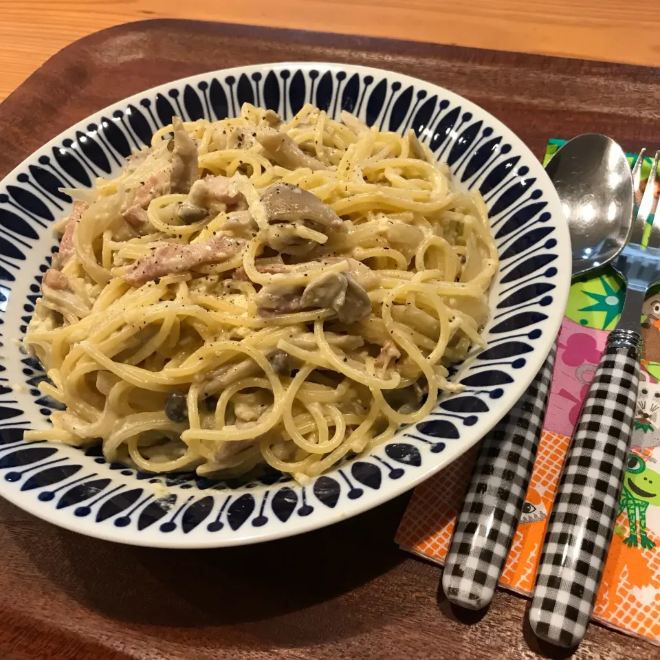 Snapdishの料理写真:2017.11.4(土)  #晩御飯  #カルボナーラ|あっきーよさん