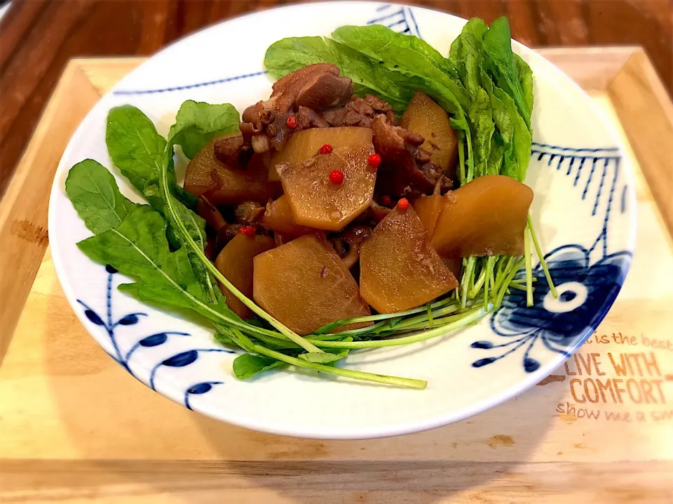 鶏肉の和風赤ワイン煮込み|食工房 晃満（こうみ）さん