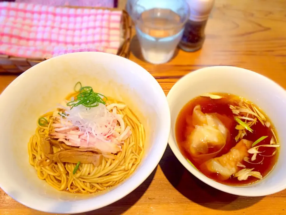 Snapdishの料理写真:鶏油そば＋ワンタンスープ@ラーメン屋トイ・ボックス|morimi32さん