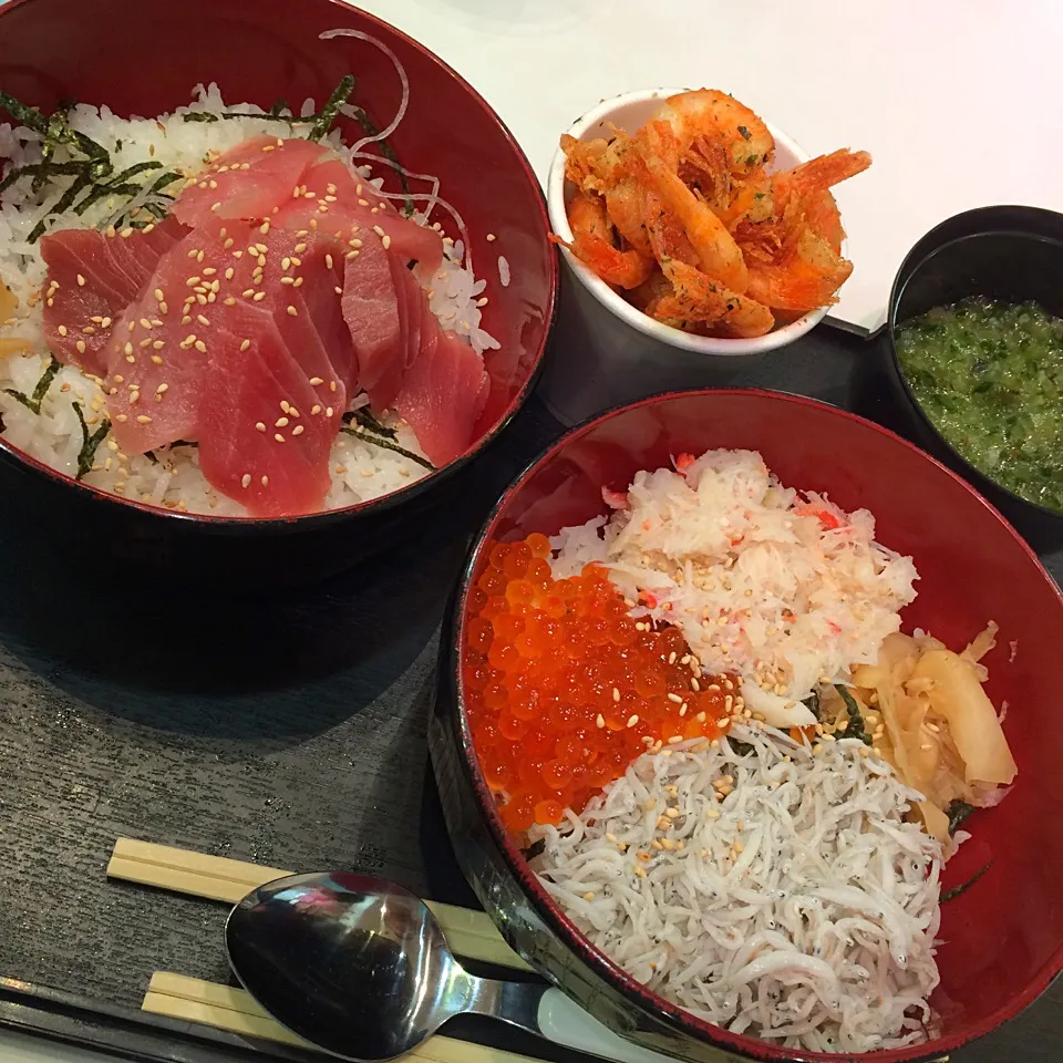 生まぐろ丼&ぜいたく丼lunch♡2017/11/04|ちび太さん