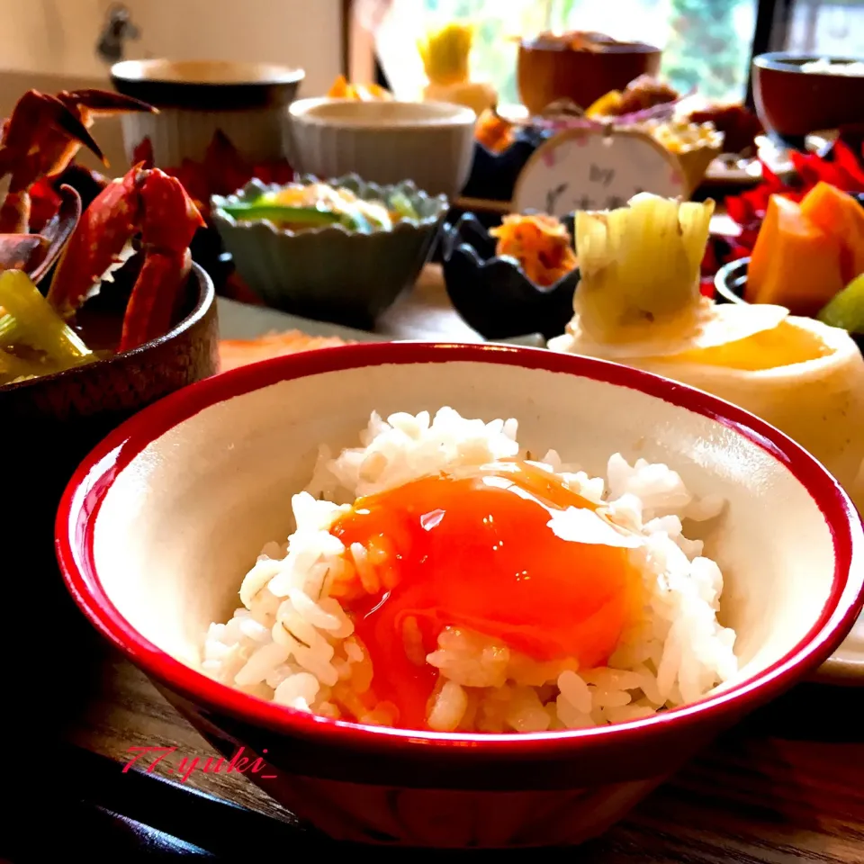 冷凍卵醤油漬け卵かけご飯🍚 かぶの茶碗蒸し🦀|mamaさん