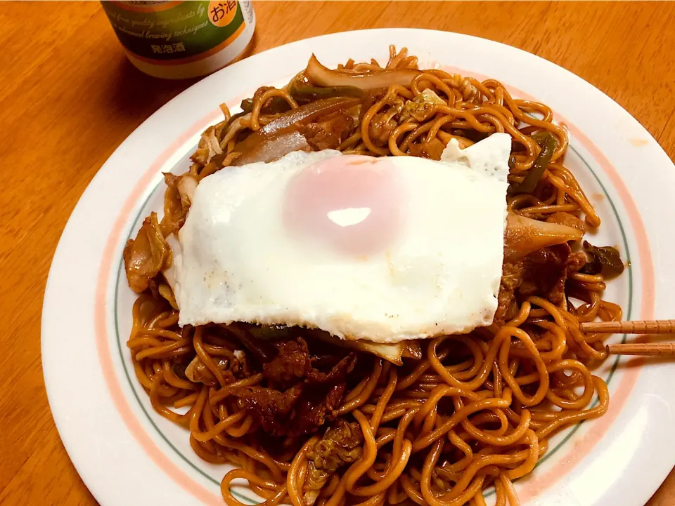 名古屋メシ❗️ コーミ焼きそばソースで朝そば〜🍳
#麺活|BUBUさん