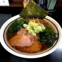 Snapdishの料理写真:館山市 波音食堂 生姜醤油ラーメン|nanpuuさん