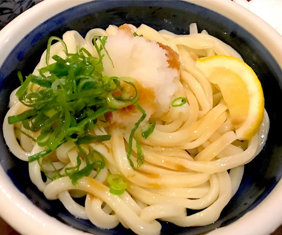 生醤油うどん|とみさんさん