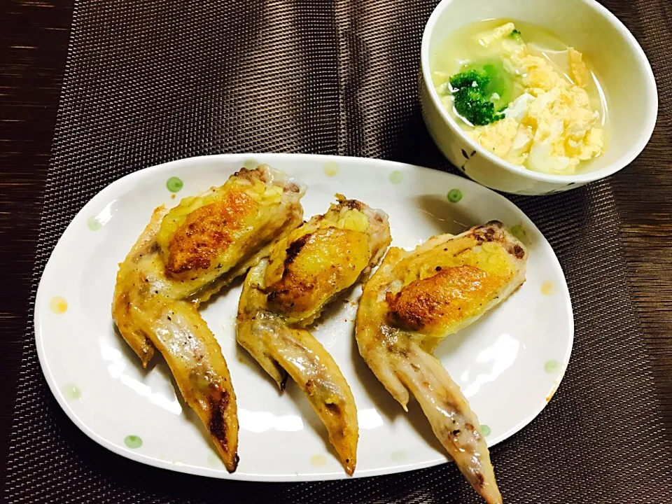 手羽元のじゃがカレー包み焼き🐓|ハニ🐝さん