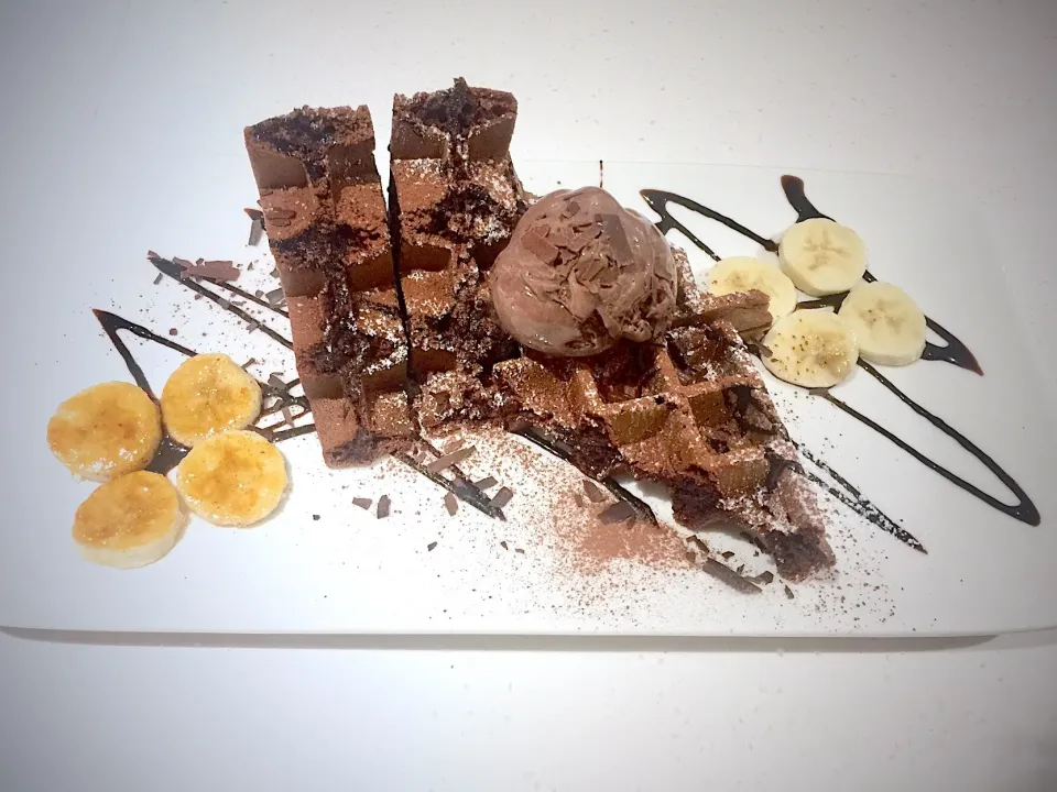 Chocolate waffle with banana|uno hooさん