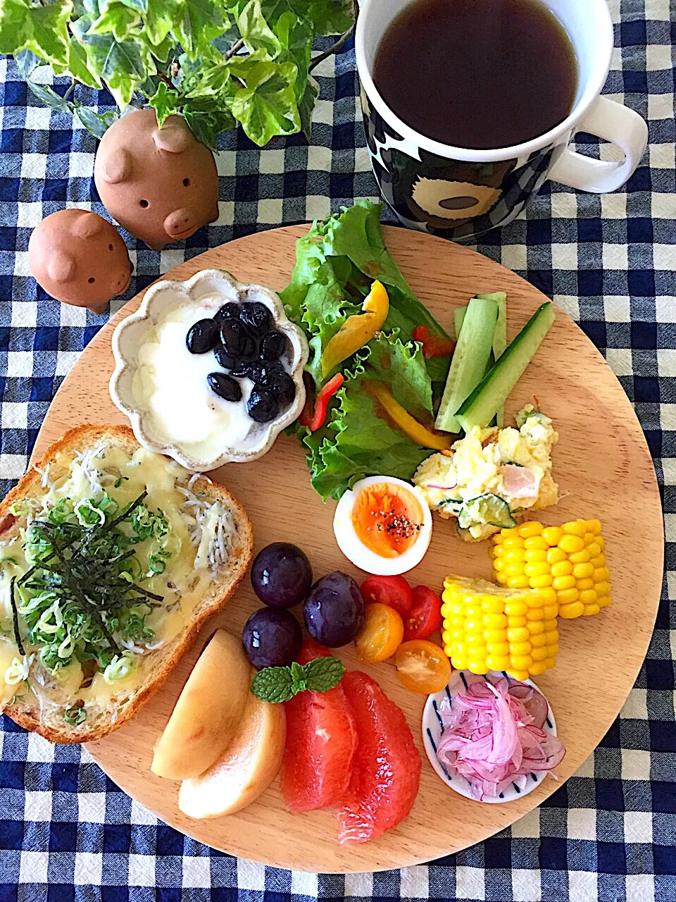 しらすチーズトーストの朝ごはん☺︎|むーさん