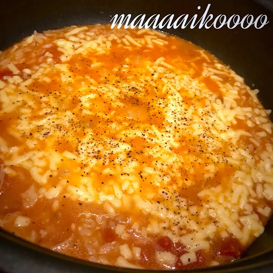 Snapdishの料理写真:トマト鍋🍅の〆にチーズリゾット🧀|マイコさん