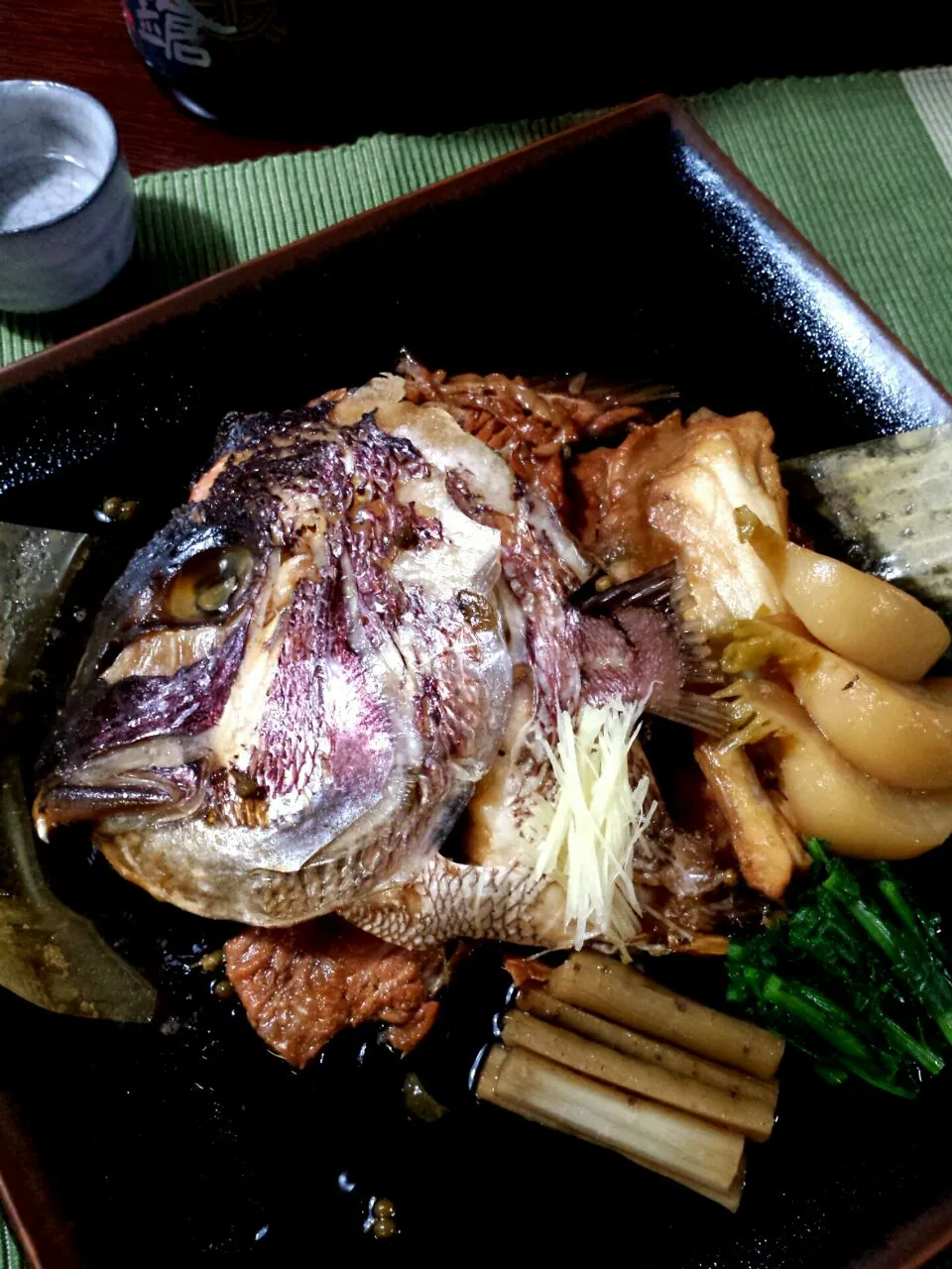 鯛あらの煮付け　　養殖です😅|おちゃわんさん