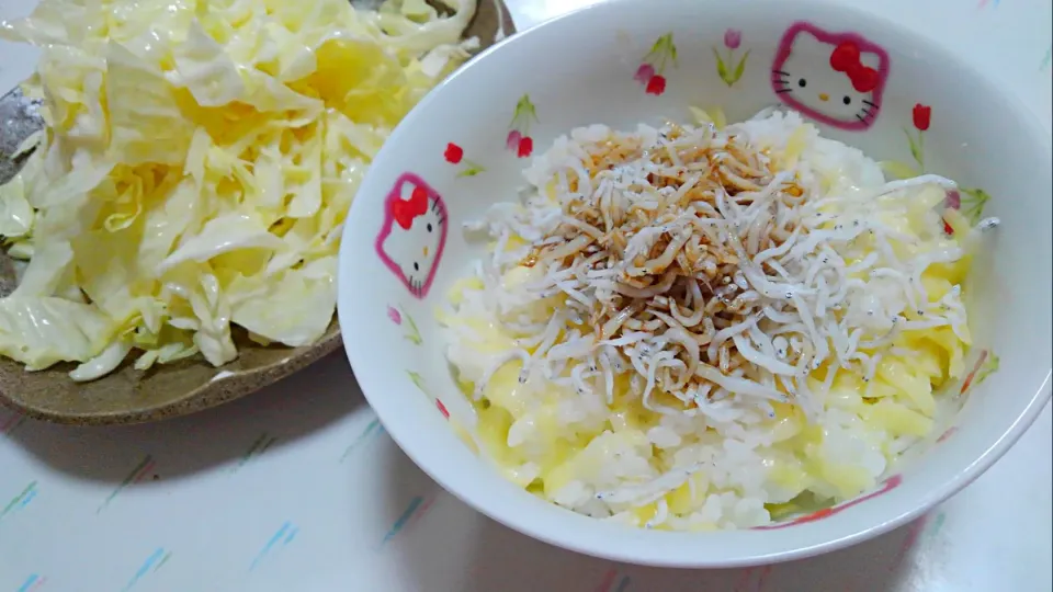 しらすチーズ丼☆塩キャベツ|みぽりんさん