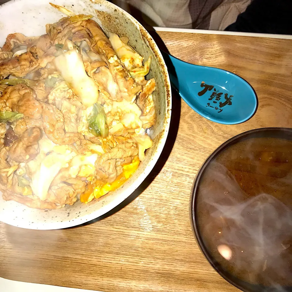 Snapdishの料理写真:ピリ辛他人丼(◍•ڡ•◍)❤|いつみさん