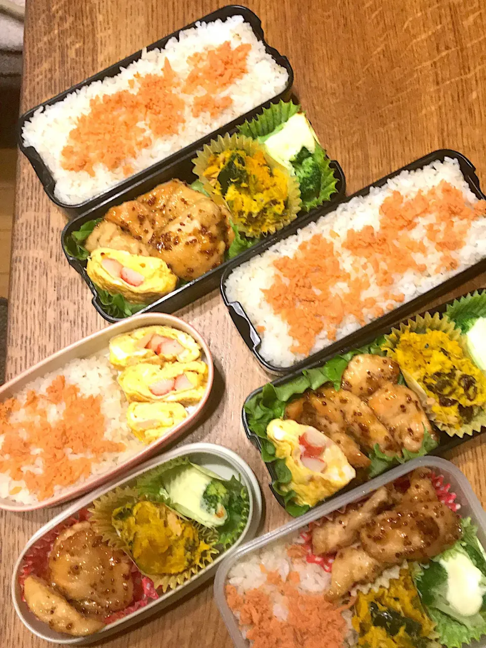 Snapdishの料理写真:家族弁当2017.11.07|hatabowwyomeさん