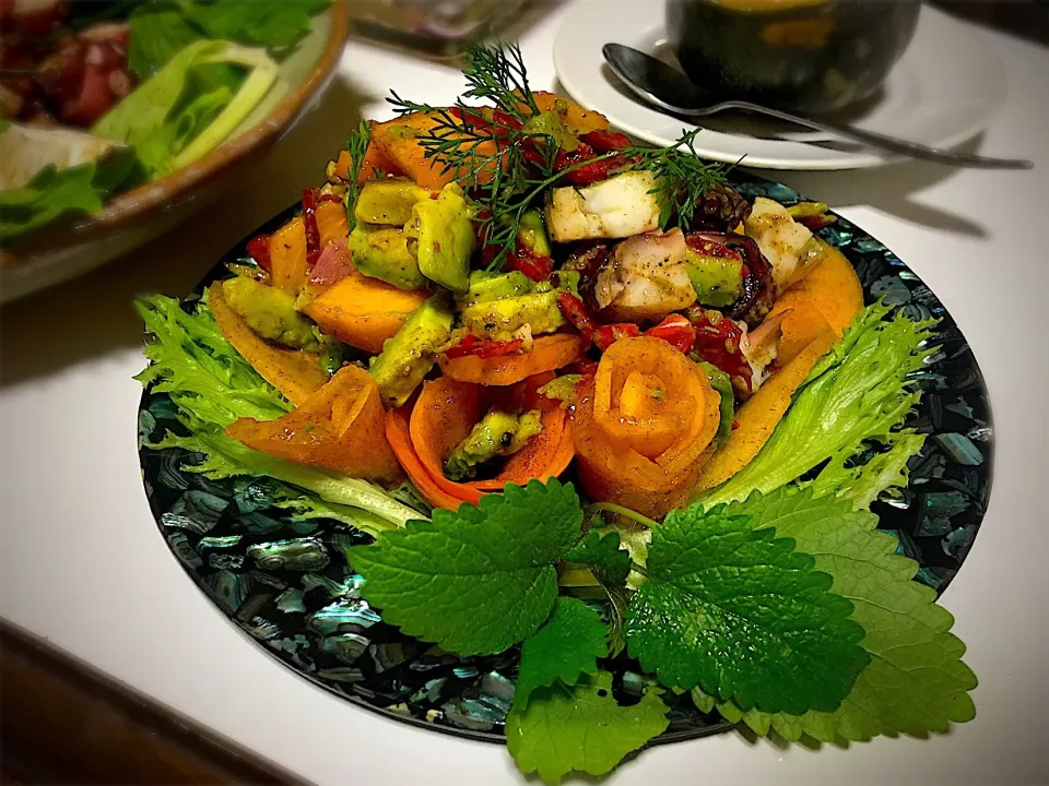 Snapdishの料理写真:桜央里さんの料理 マグロとアボカドのセビーチェ(*˙˘˙*)❥❥|佐野未起さん