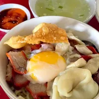 Pangsit Mie  (wonton noodle) ala MT Makassar|Meliaさん