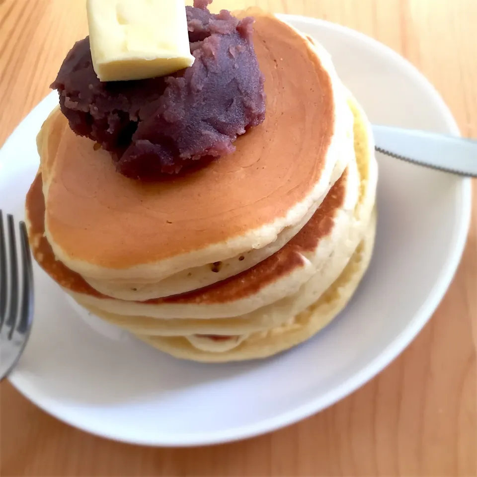 朝食◎ ホットケーキ🥞あんこ乗っけ|しょちちさん