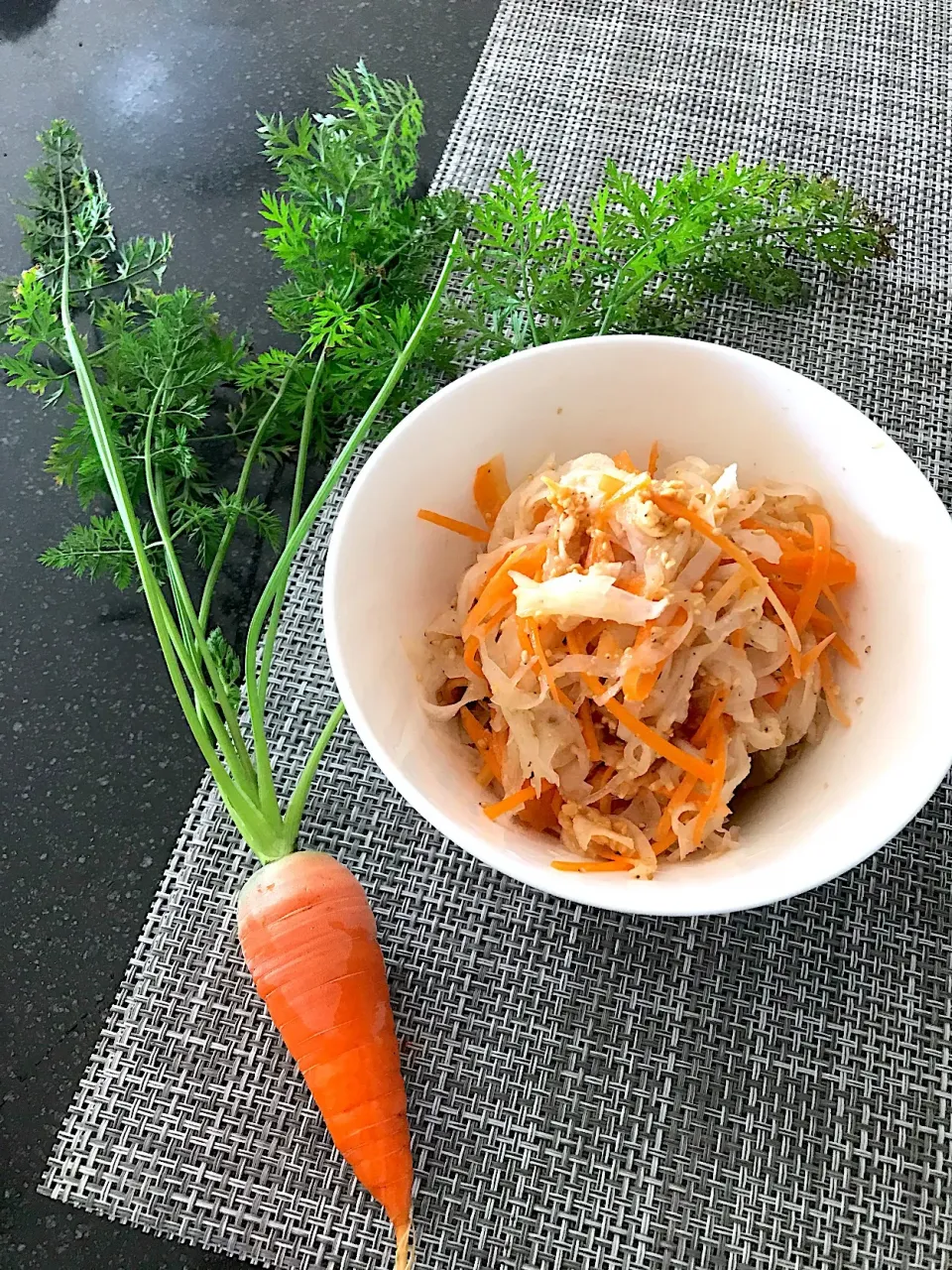 人参と大根のピーナッツ和え🥜🥕|シュトママさん