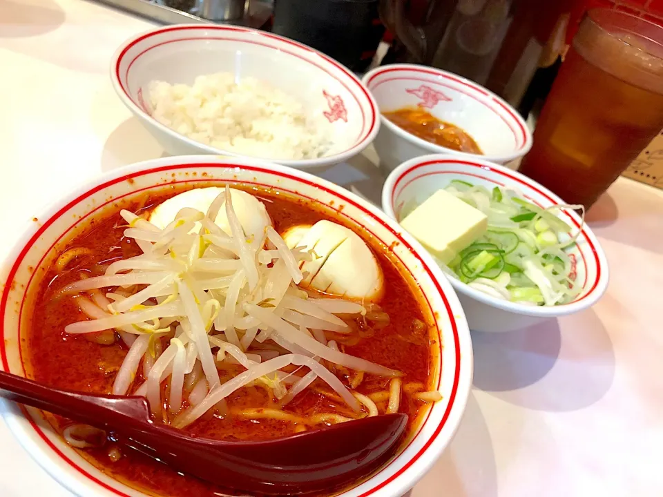 Snapdishの料理写真:半北極ラーメン🍜🔥レディースセット|がぁがさん