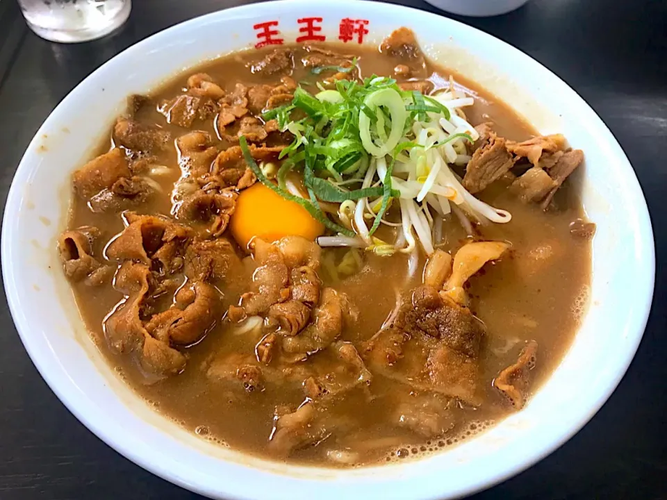 初の徳島ラーメン🍜 豚骨多めベースの醤油|女神さん