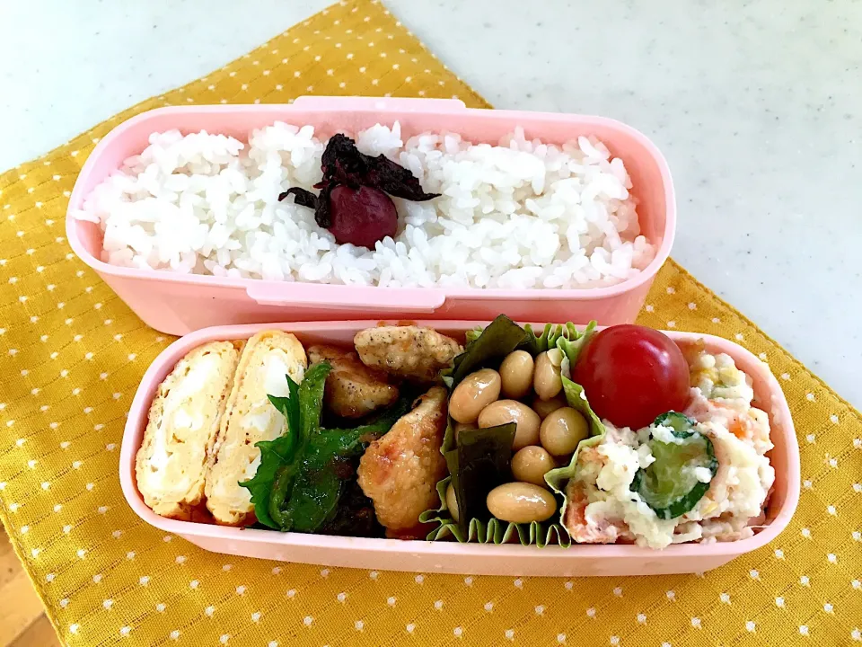 今日のお弁当🍱
胸肉の甘酢絡め✨|くっきいさん