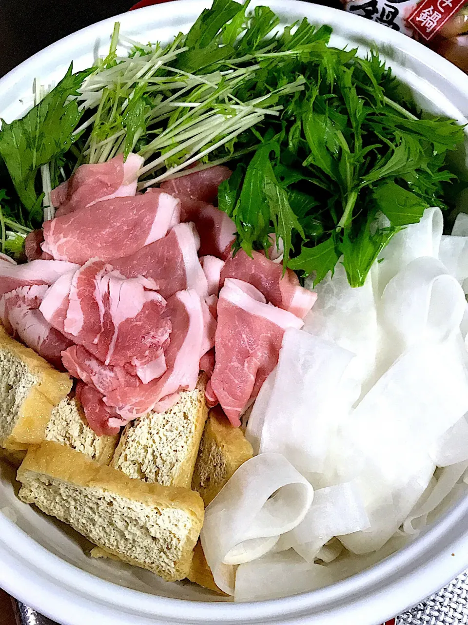 たっぷりの大根でリボン鍋
焼きあごだしつゆがぴったり♡|あまねこ🌿さん