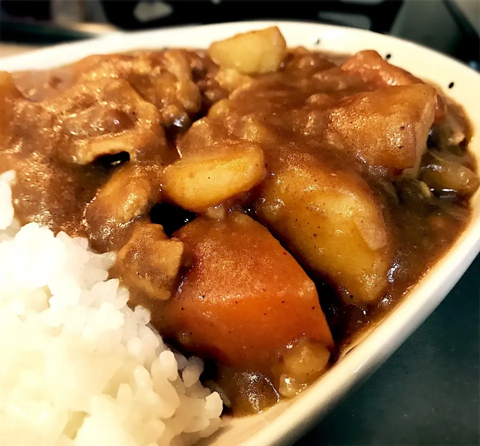 『ごろごろ野菜カレー』('ω')三( ε:)三(|hi-ra（ひいら）さん