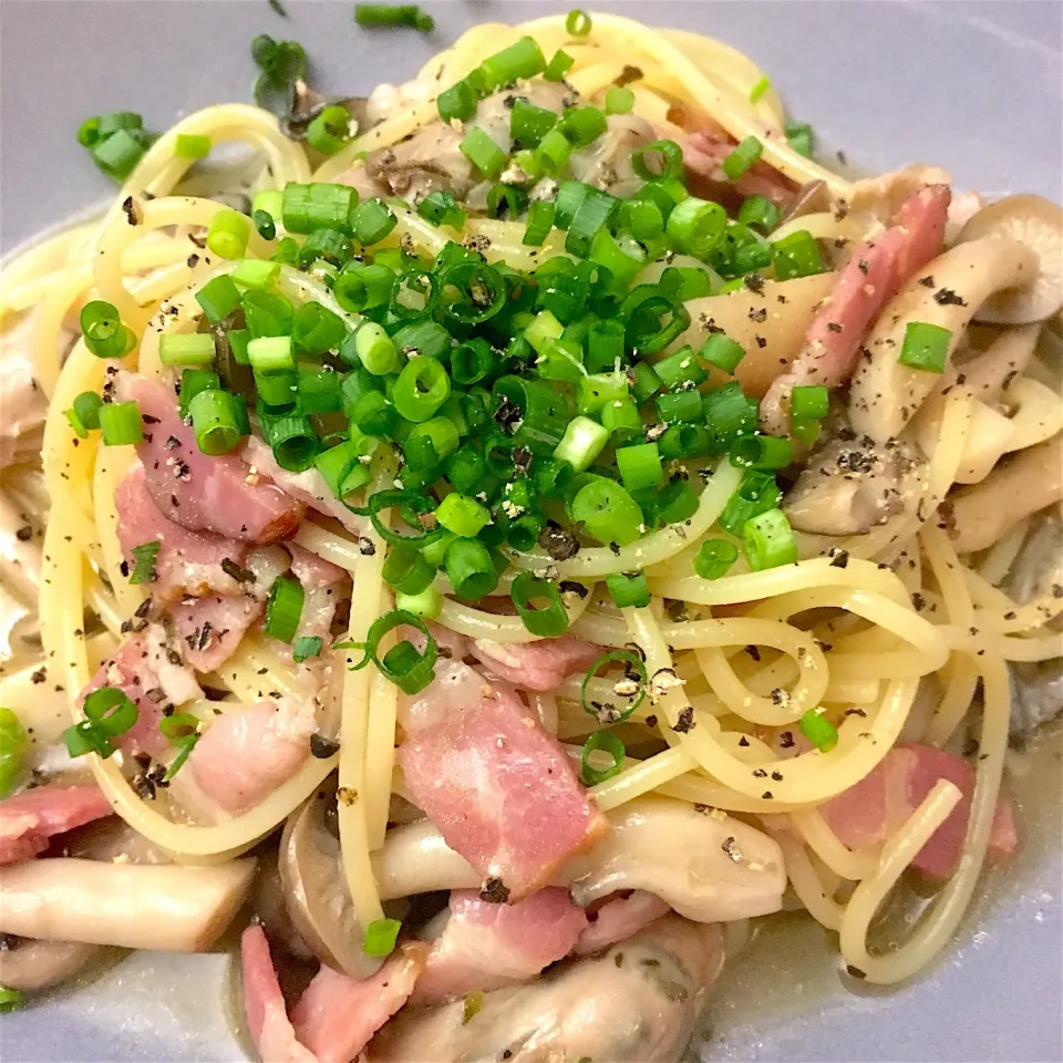 軽井沢のベーコンと牡蠣のパスタ🍝|なーまりさん