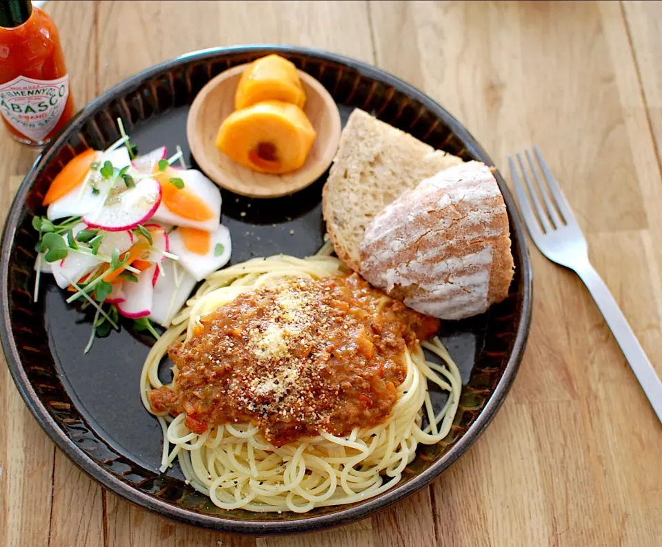 ミートソーススパゲティ
ワンプレートランチ🍽|naeさん